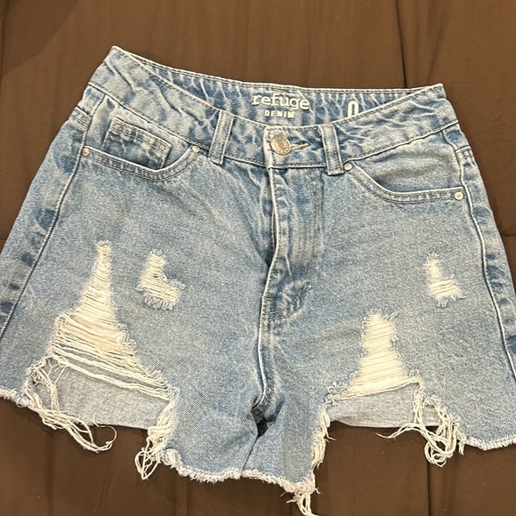 jean shorts - Picture 1 of 5